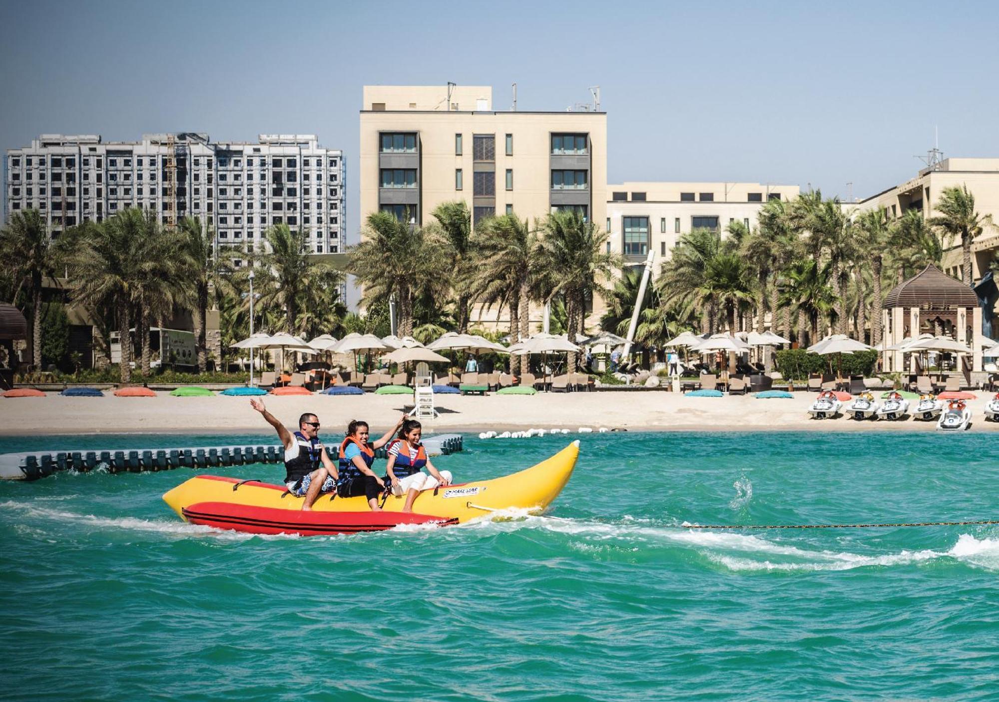 Jumeirah Messilah Beach Kuwait Kuwait City Esterno foto Beach at Jumeirah Beach Hotel